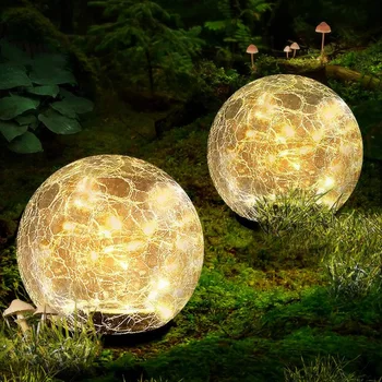 4 БР. градински слънчеви топката светлини LED смахнат стъклена топка Наземни светлини на слънчевата енергия, както е показано на пешеходна пътека, на двора, на тревата и във вътрешния двор