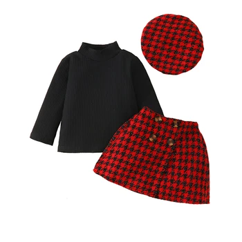 Дрехи за малките момичета, върхове с оформлението на врата и дълги ръкави, къса пола с шапка в комплект с есента дрехи от 3 теми.