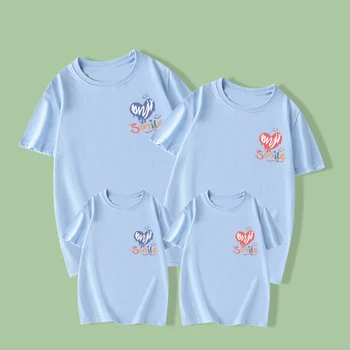 Еднакви комплекти за корейски семейства, памучен тениска с писмото принтом във формата на сърце, Летни потници за майки и дъщери, тениски за възрастни и деца, тениски за баща и син, детски тениски
