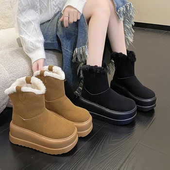 Зимните ботуши Дамски обувки Австралия Плюшени обувки с кръгло бомбе на равна подметка-дамски луксозни дизайнерски обувки 2023 година на висок ток до средата на прасците от снежната кожа