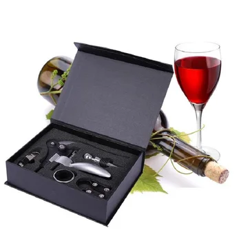 Комплект за отваряне на бутилки червено вино с тапа и дюза Rabbit Wine Opener в картонена кутия