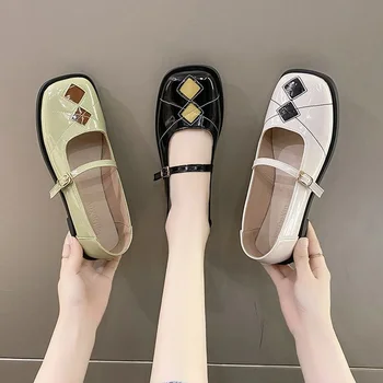 Обувки на равна подметка 2022, Дамски кожени обувки с квадратни пръсти, пролетно-есенни тънки обувки, декорация на тон, Черна проста обувки на плоска подметка