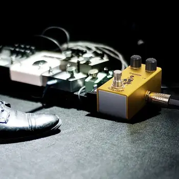 Педал ефекти мини електрическа китара Цифров забавяне Аналогов задържане на Педала на мультиэффектов Аксесоари за китарен процесор за изпълнения на сцената